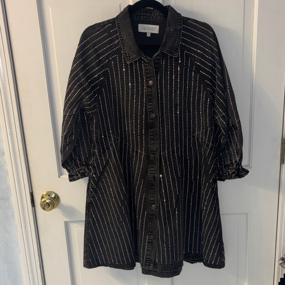 Veveret Black Stud-Stripe Button Front Jean Dress/Jacket